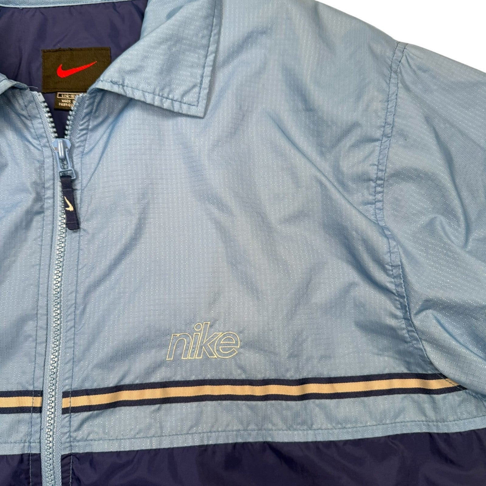 Nike Vintage Y2K Windbreaker Jacket Full Zip Up Light Blue and Navy L 14-16