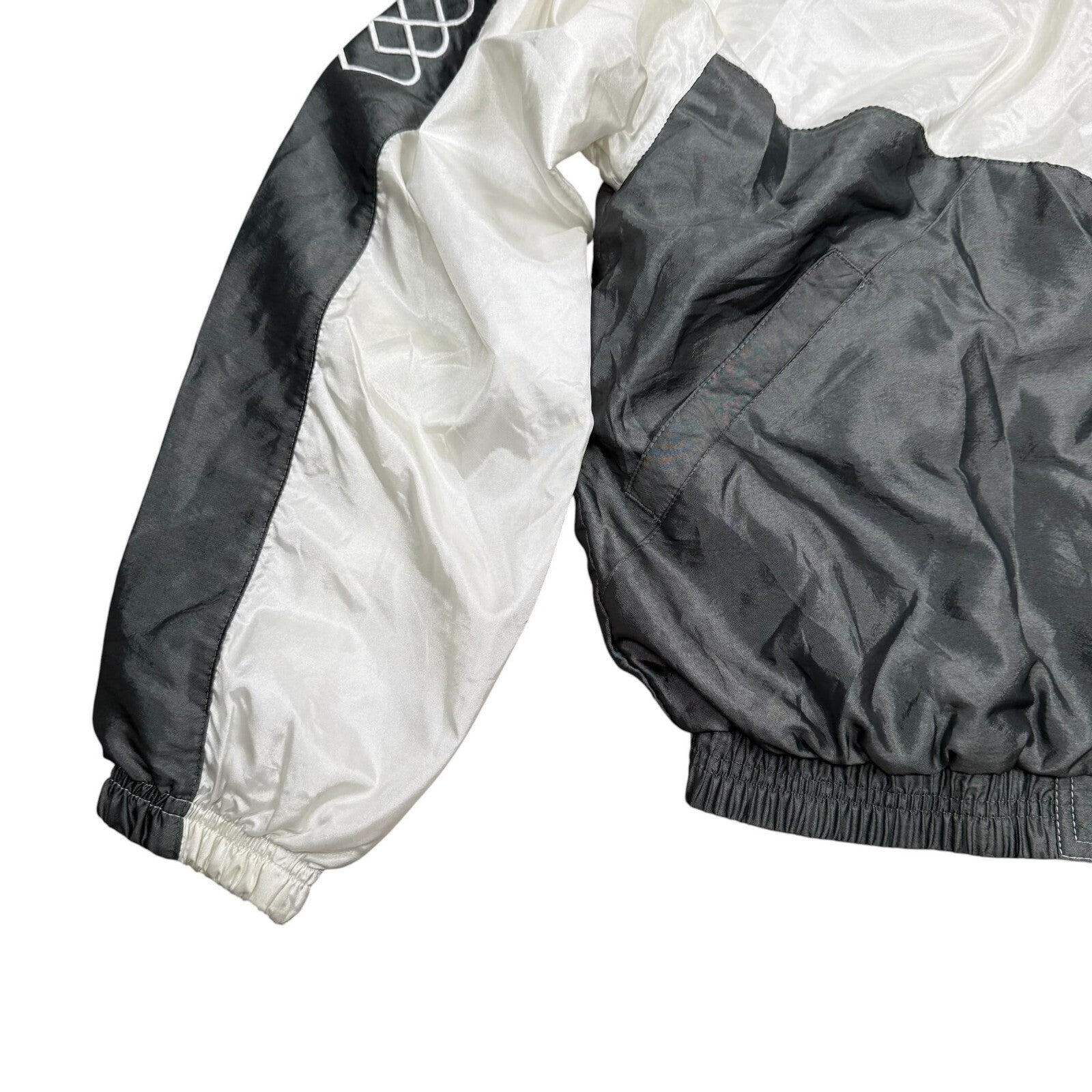 Reebok Vintage Y2K Windbreaker Jacket Full Zip Up White Grey Medium