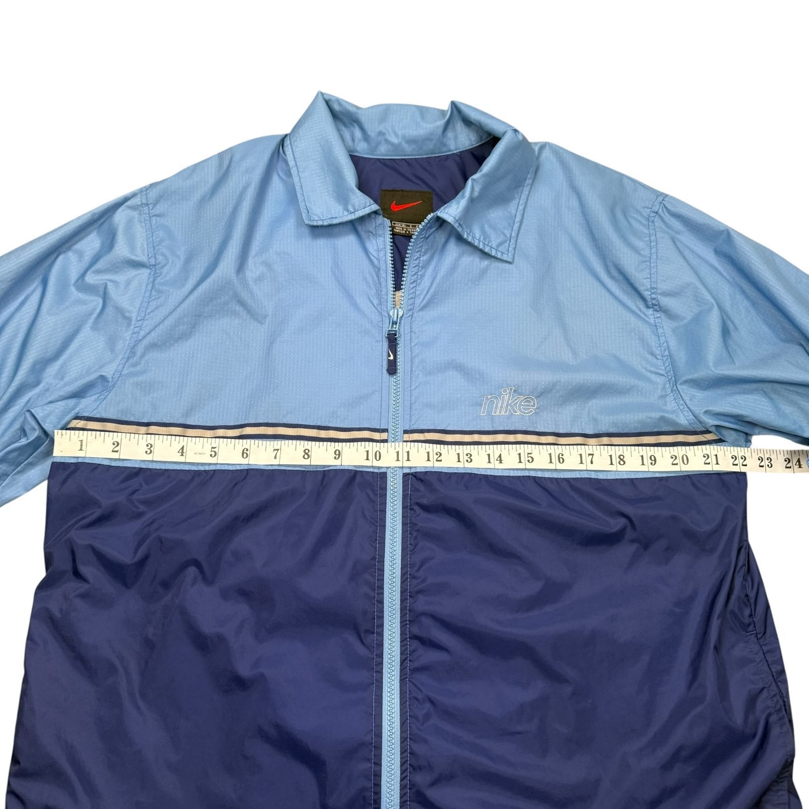 Nike Vintage Y2K Windbreaker Jacket Full Zip Up Light Blue and Navy L 14-16